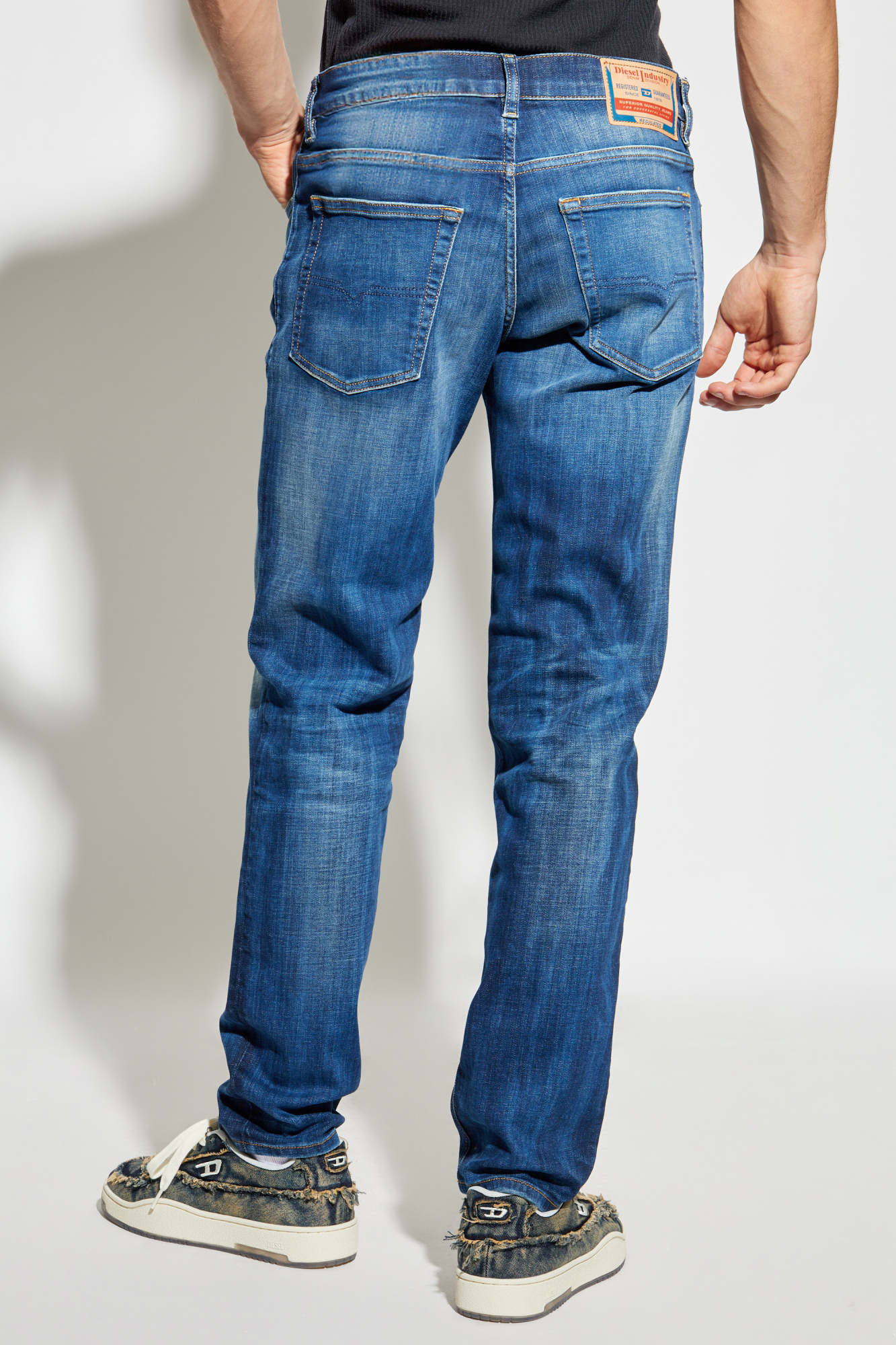 ★GENERAL IDEA★ Manhattan Cozy Man to Man NAVY SBD1U02009 Niebieski Jeansy `2023 D-FINITIVE` Diesel - Vitkac Polska